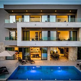 Luxury 5-Bedroom Villa with Sea-Views and Infinity Pool near Dubrovnik – Sleeps 10